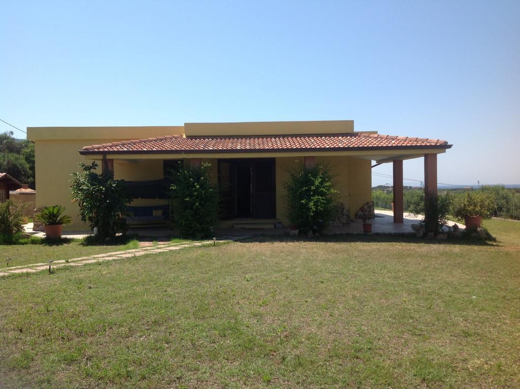 Villa Paola Valledoria  Exterior photo